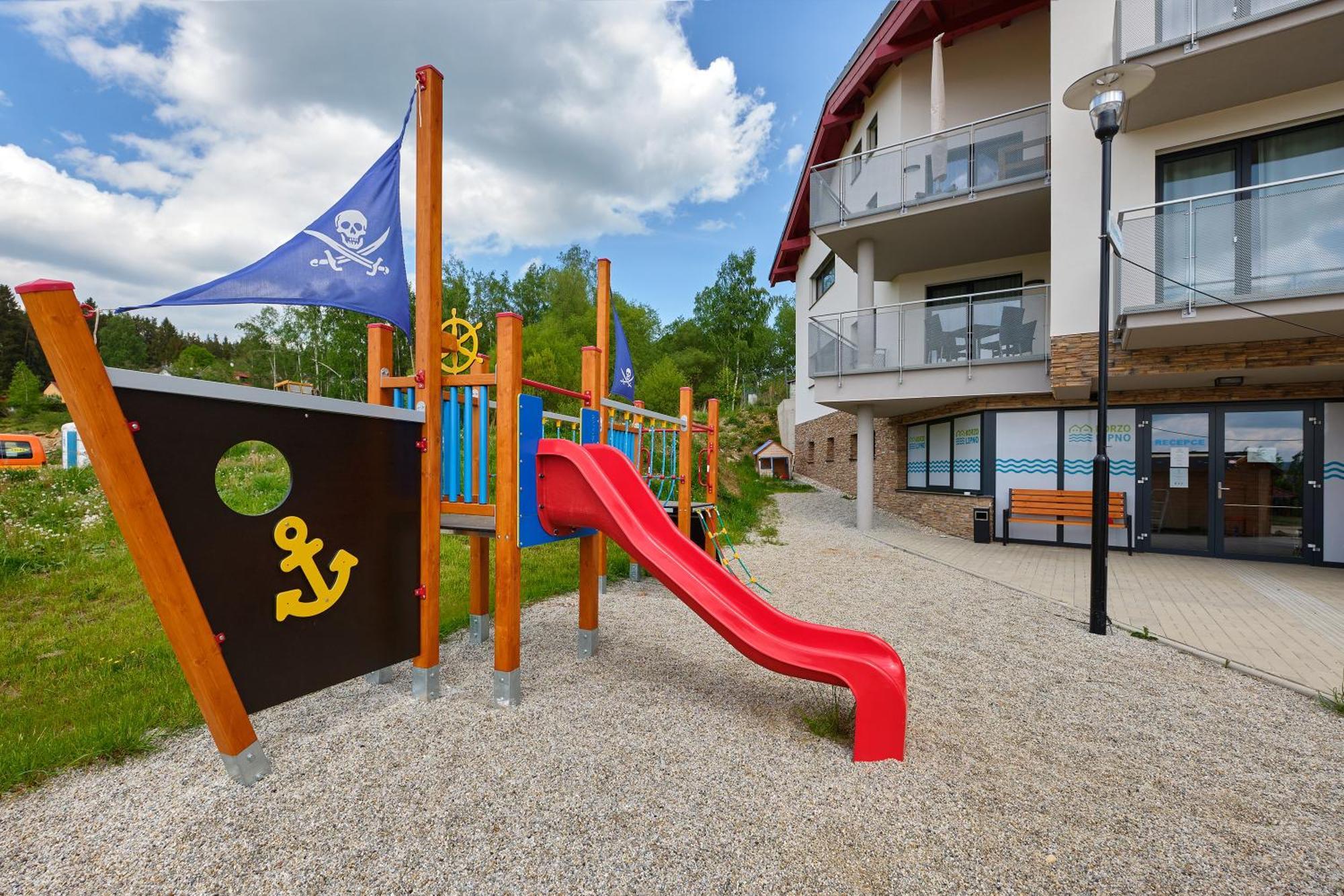 Private Cozy And Quiet Apartment Lipno nad Vltavou Exteriör bild